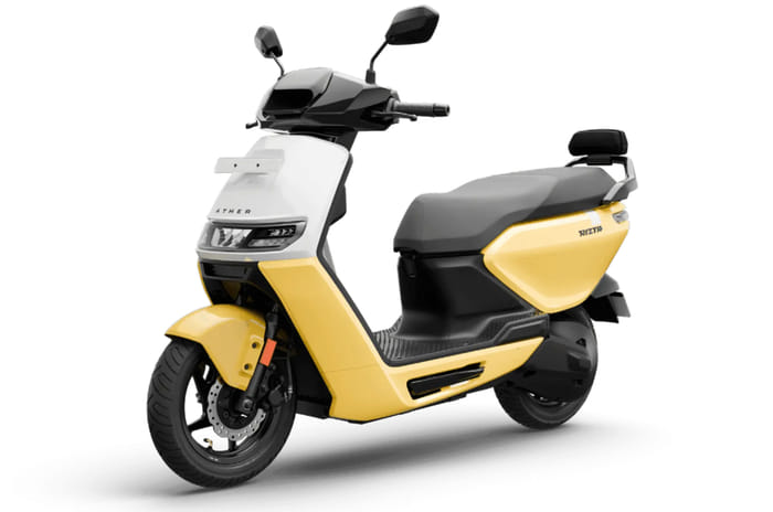 5 electric scooters with largest boots